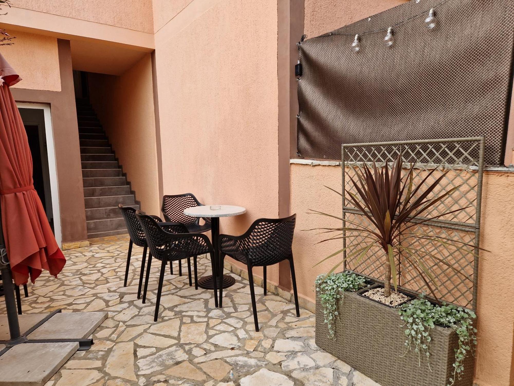 Aurelia Apartments, Vir Exterior foto