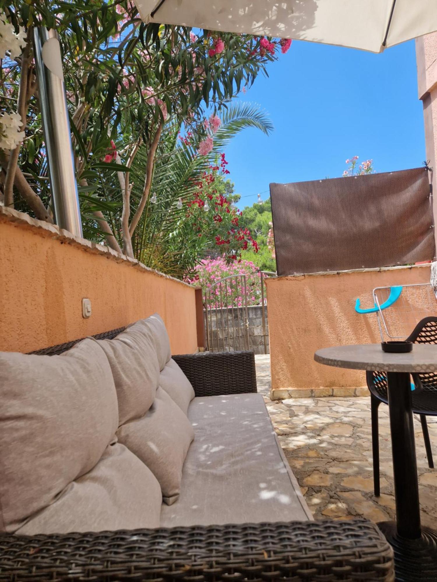 Aurelia Apartments, Vir Exterior foto